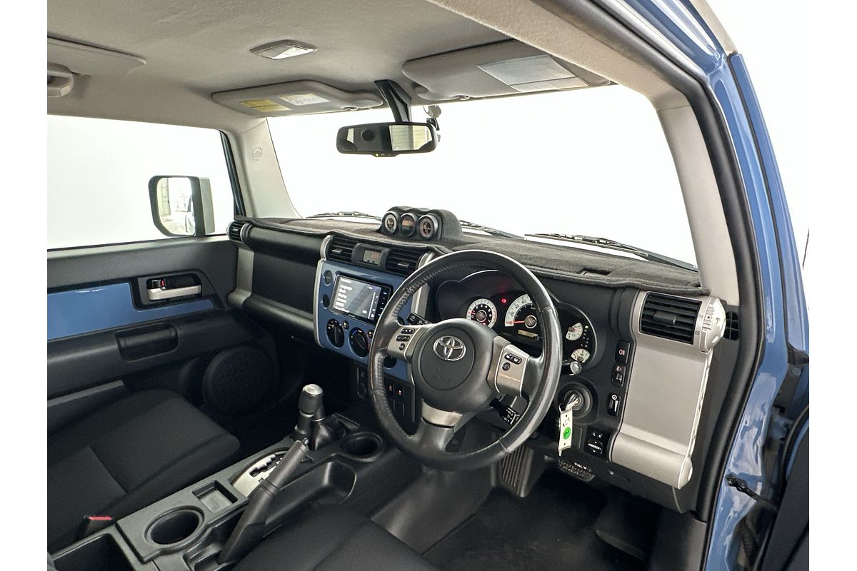 2012 Toyota FJ Cruiser GSJ15R