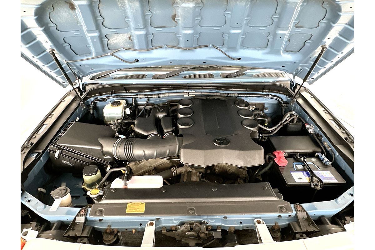 2012 Toyota FJ Cruiser GSJ15R