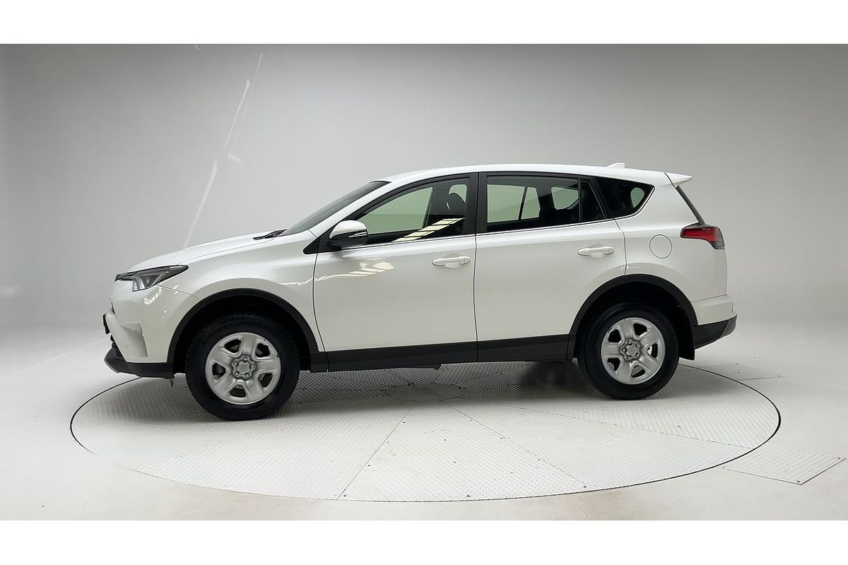 2018 Toyota RAV4 GX ASA44R
