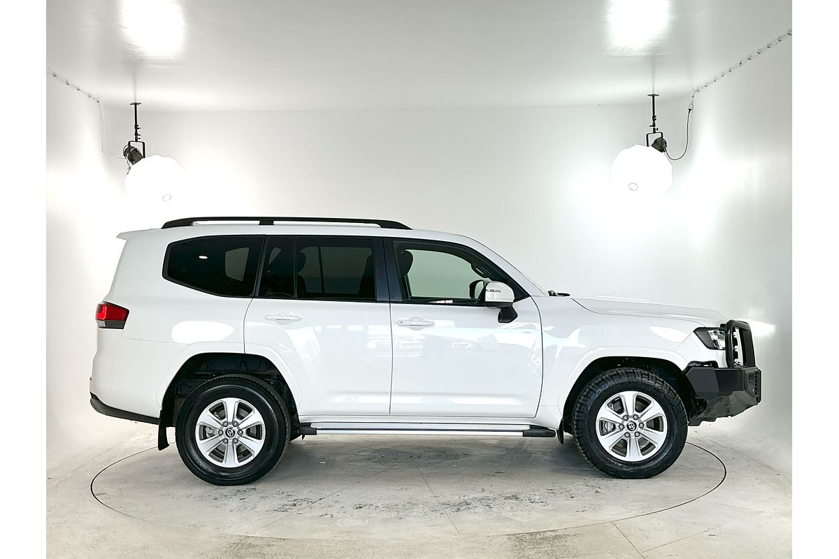 2023 Toyota Landcruiser GXL FJA300R