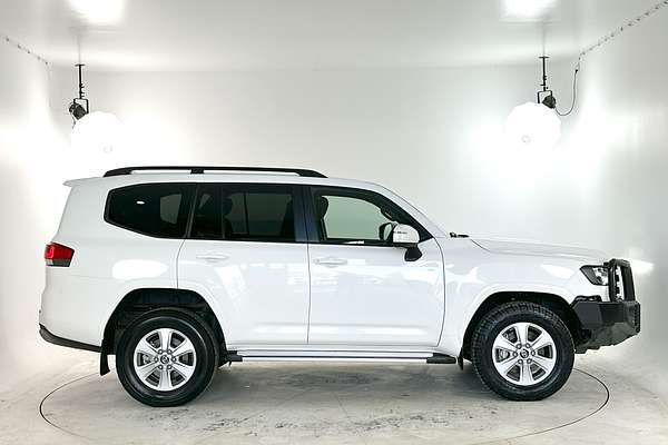 2023 Toyota Landcruiser GXL FJA300R