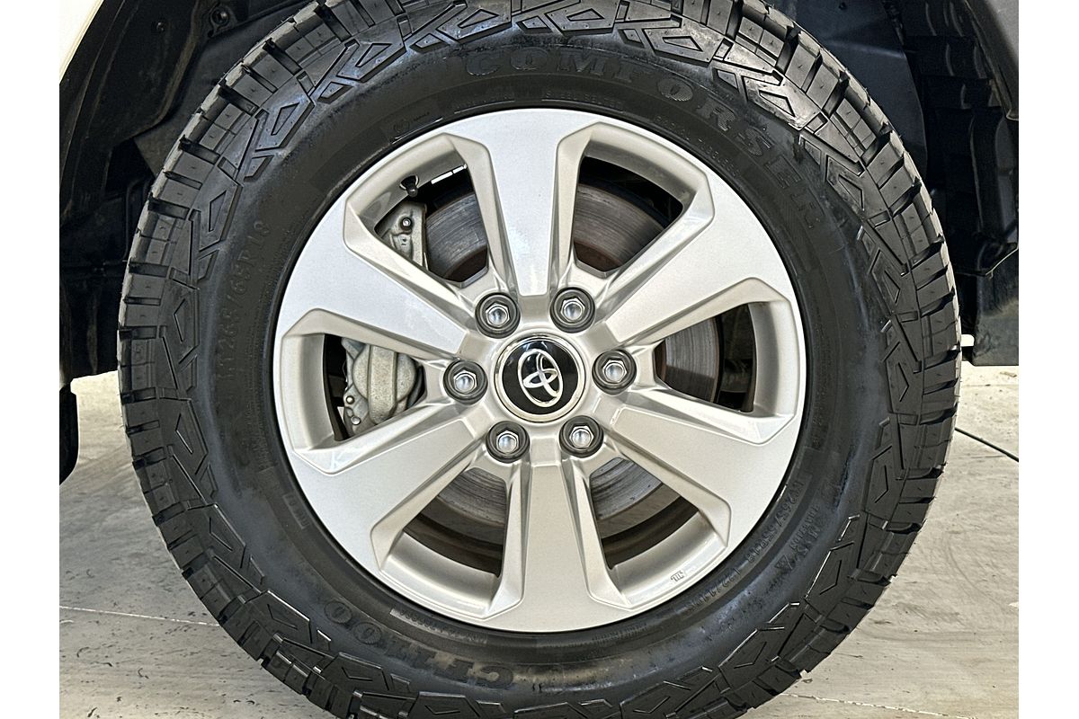 2023 Toyota Landcruiser GXL FJA300R