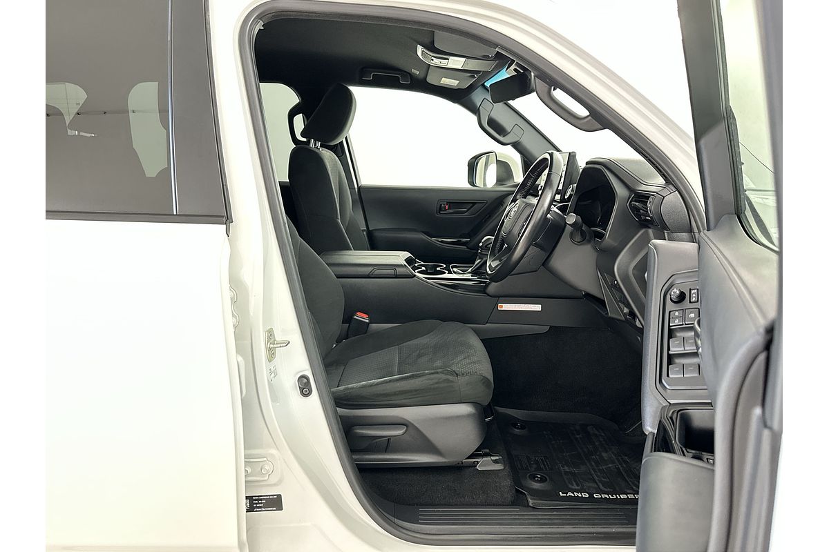 2023 Toyota Landcruiser GXL FJA300R