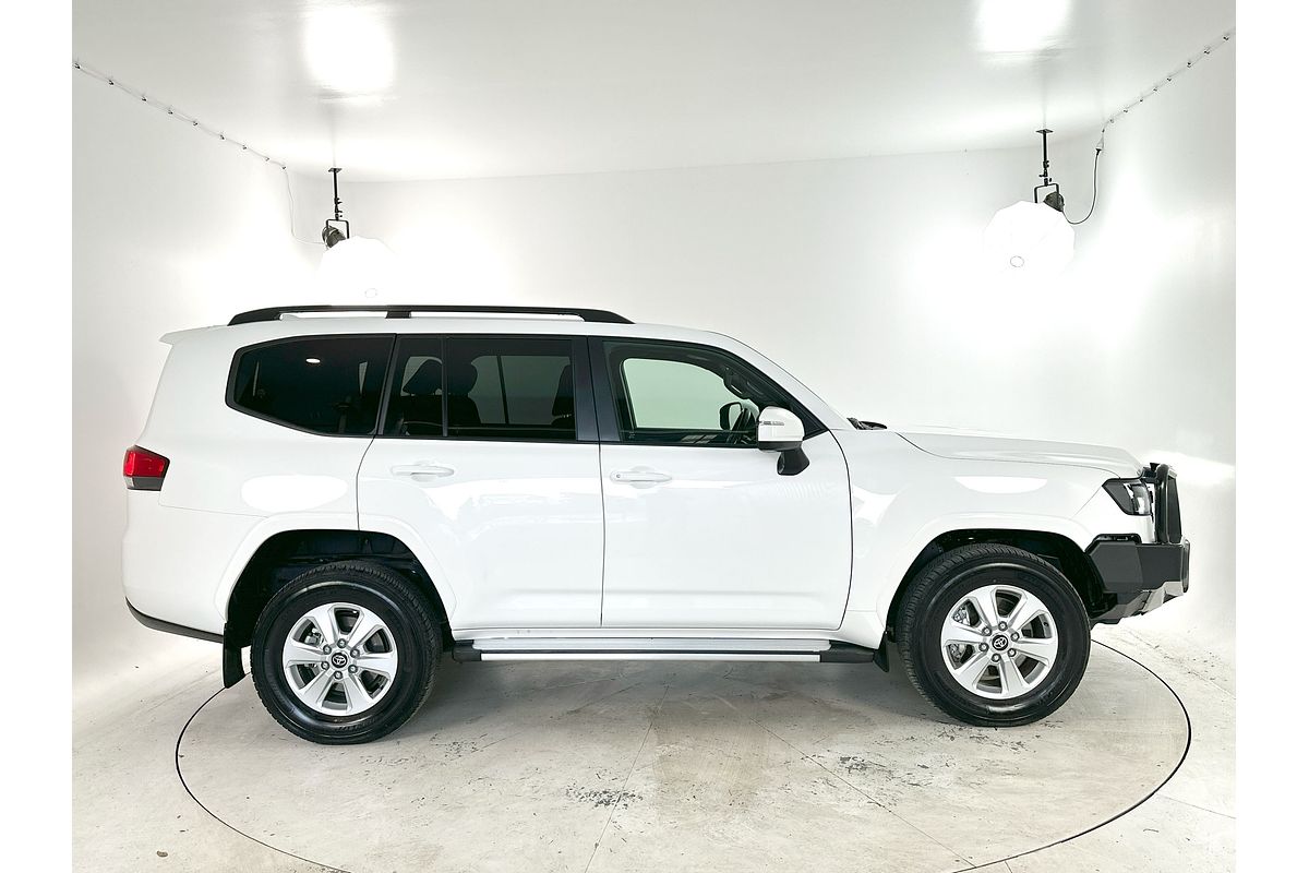 2023 Toyota Landcruiser GXL FJA300R