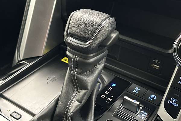 2023 Toyota Landcruiser GXL FJA300R