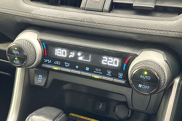 2021 Toyota RAV4 GXL AXAH52R