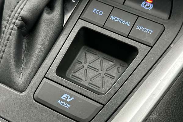 2021 Toyota RAV4 GXL AXAH52R