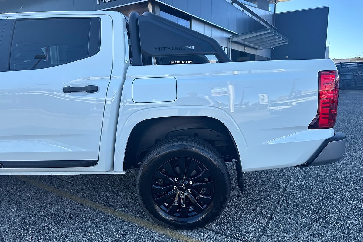 2025 Mitsubishi Triton GLX-R MV 4X4