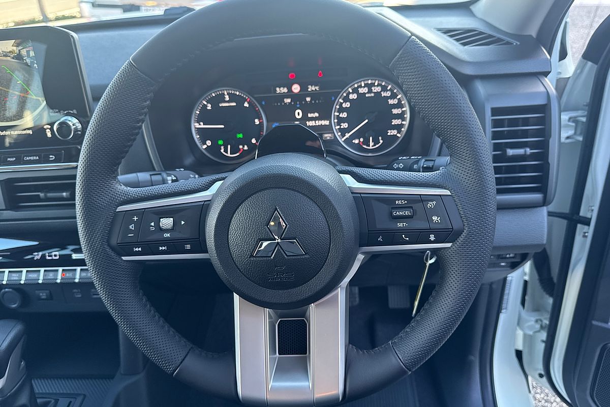 2025 Mitsubishi Triton GLX-R MV 4X4