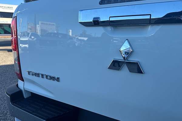 2025 Mitsubishi Triton GLX-R MV 4X4