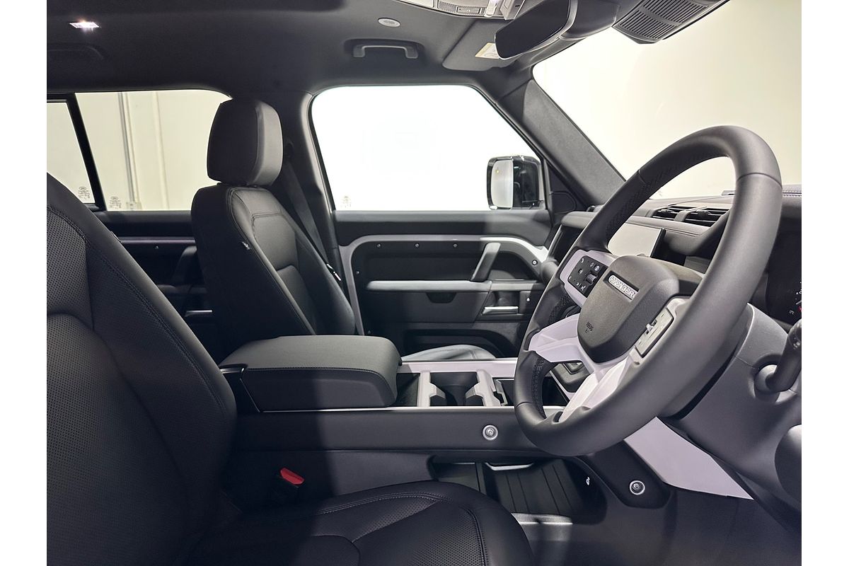 2025 Land Rover Defender 110 D250 S L663