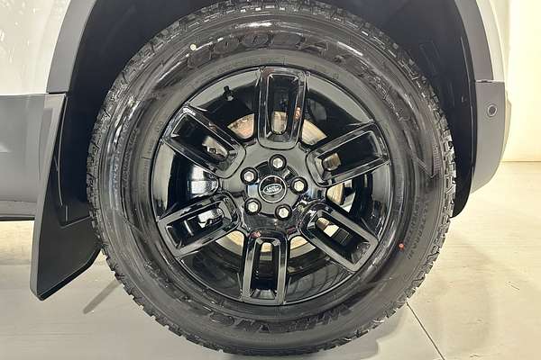 2025 Land Rover Defender 110 D250 S L663