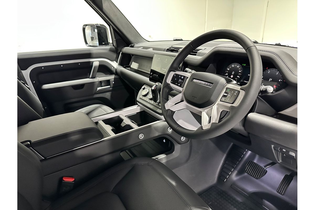 2025 Land Rover Defender 110 D250 S L663