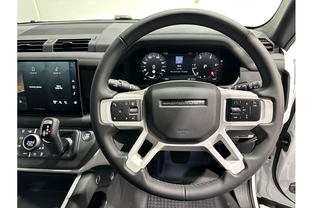2025 Land Rover Defender 110 D250 S L663
