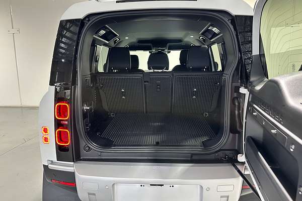 2025 Land Rover Defender 110 D250 S L663