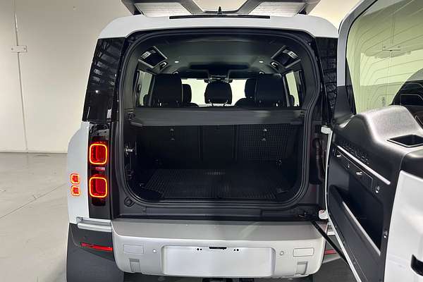 2025 Land Rover Defender 110 D250 S L663