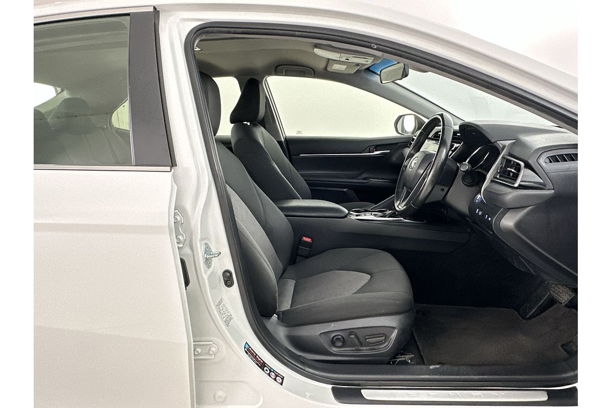 2020 Toyota Camry Ascent Sport AXVH71R