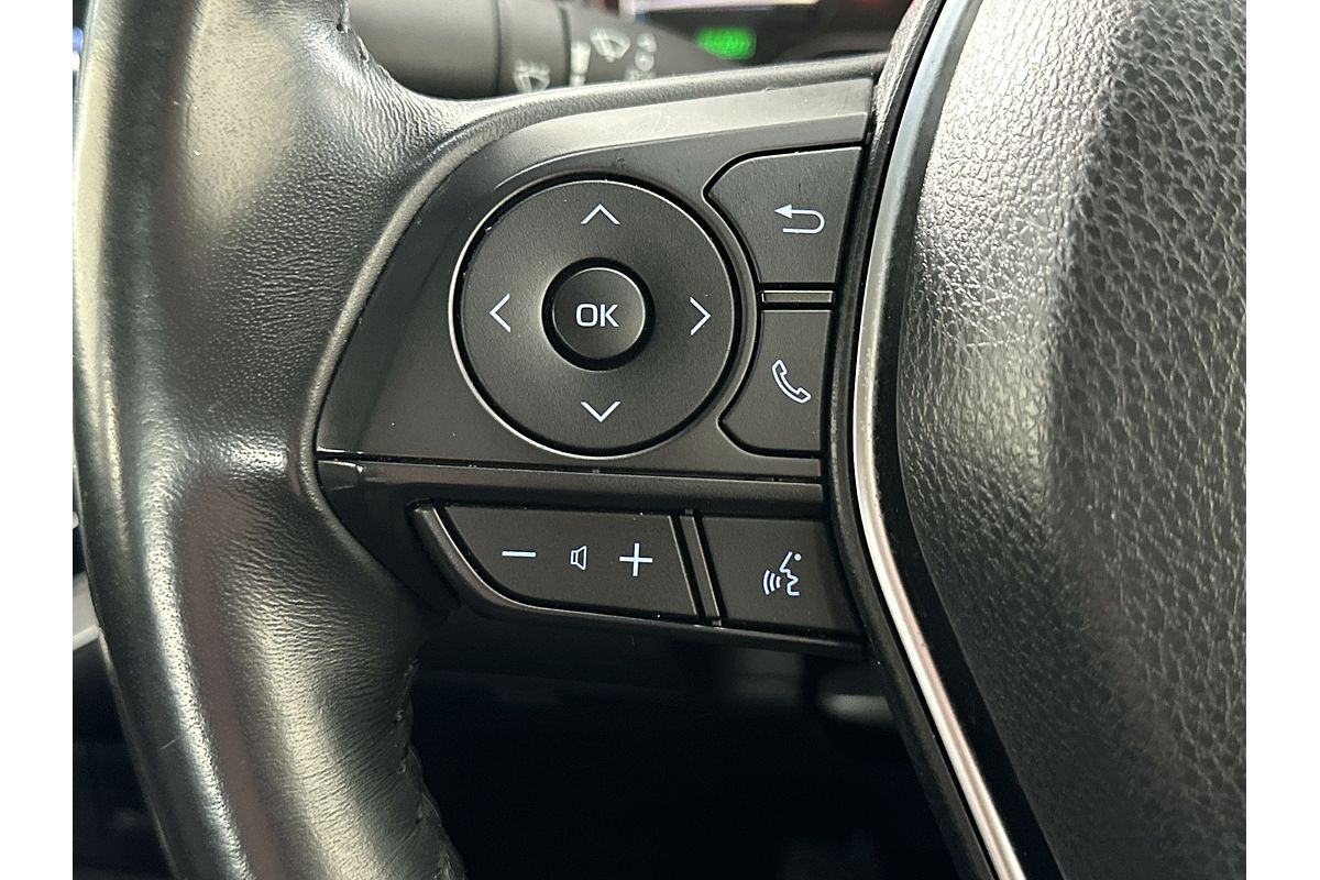 2020 Toyota Camry Ascent Sport AXVH71R