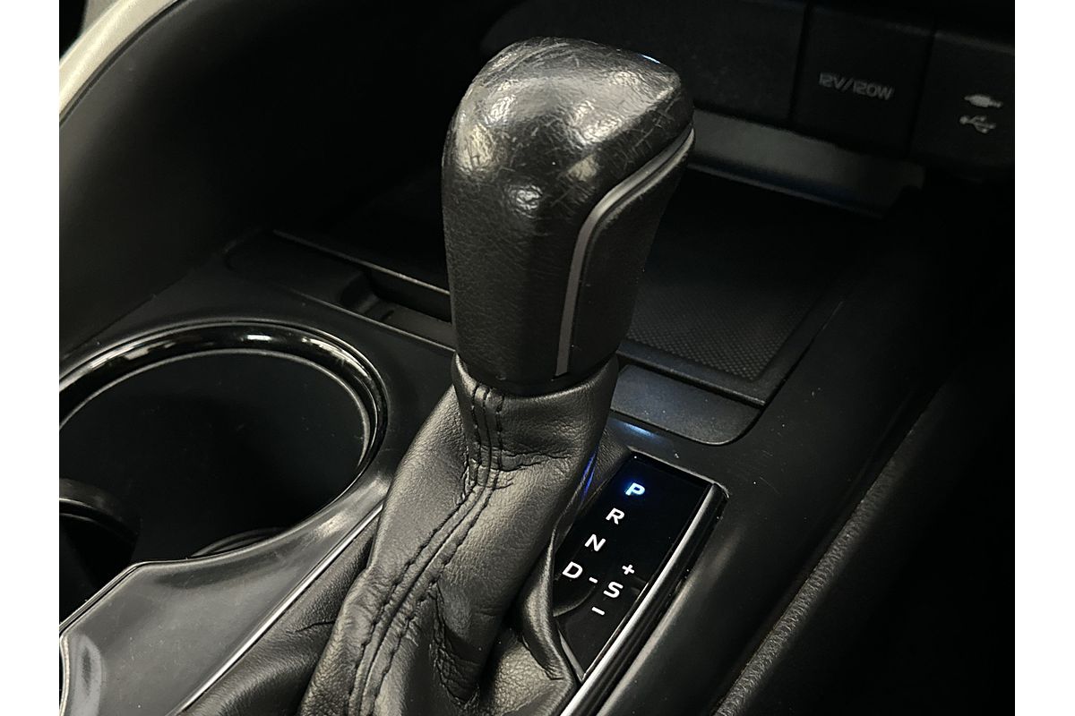 2020 Toyota Camry Ascent Sport AXVH71R