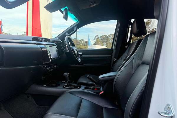 2024 Toyota Hilux Rogue 48V GUN126R 4X4