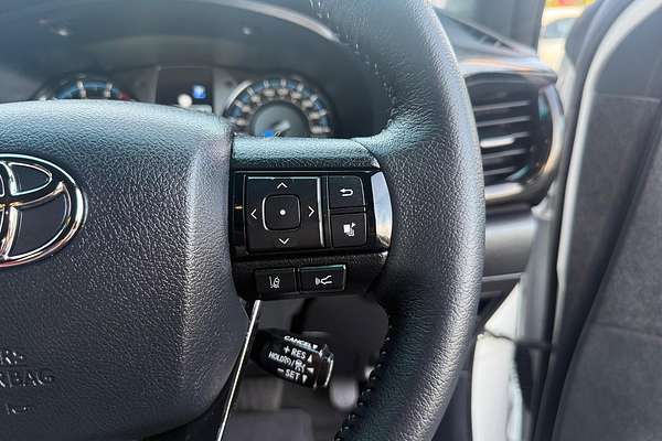 2024 Toyota Hilux Rogue 48V GUN126R 4X4