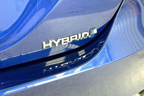 2024 Toyota Camry Ascent AXVH70R