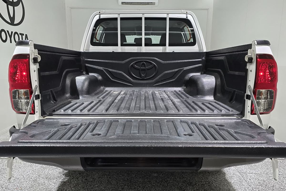 2018 Toyota Hilux Workmate TGN121R Rear Wheel Drive