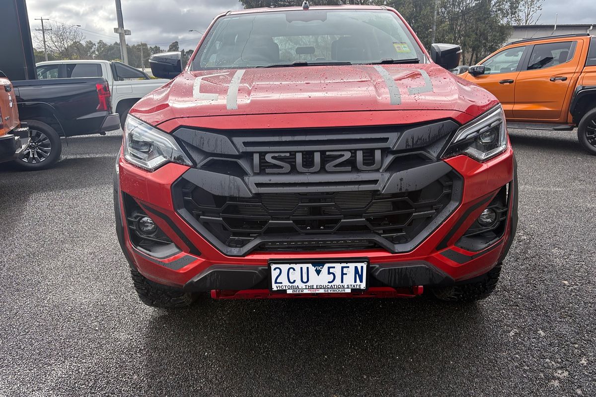 2025 Isuzu D-MAX BLADE 4X4