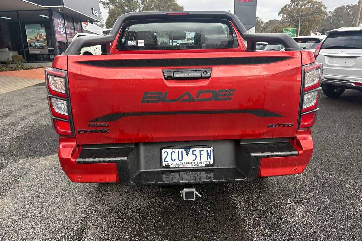 2025 Isuzu D-MAX BLADE 4X4