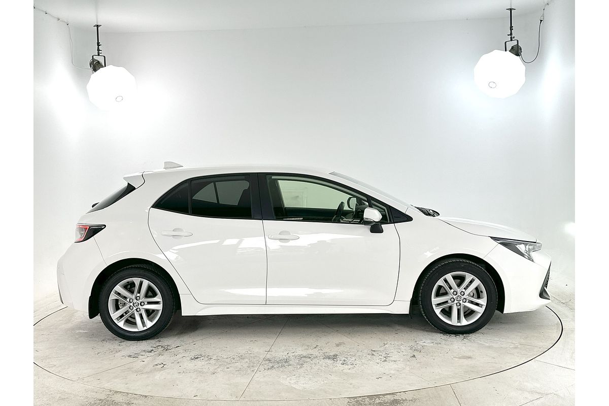 2021 Toyota Corolla Ascent Sport MZEA12R