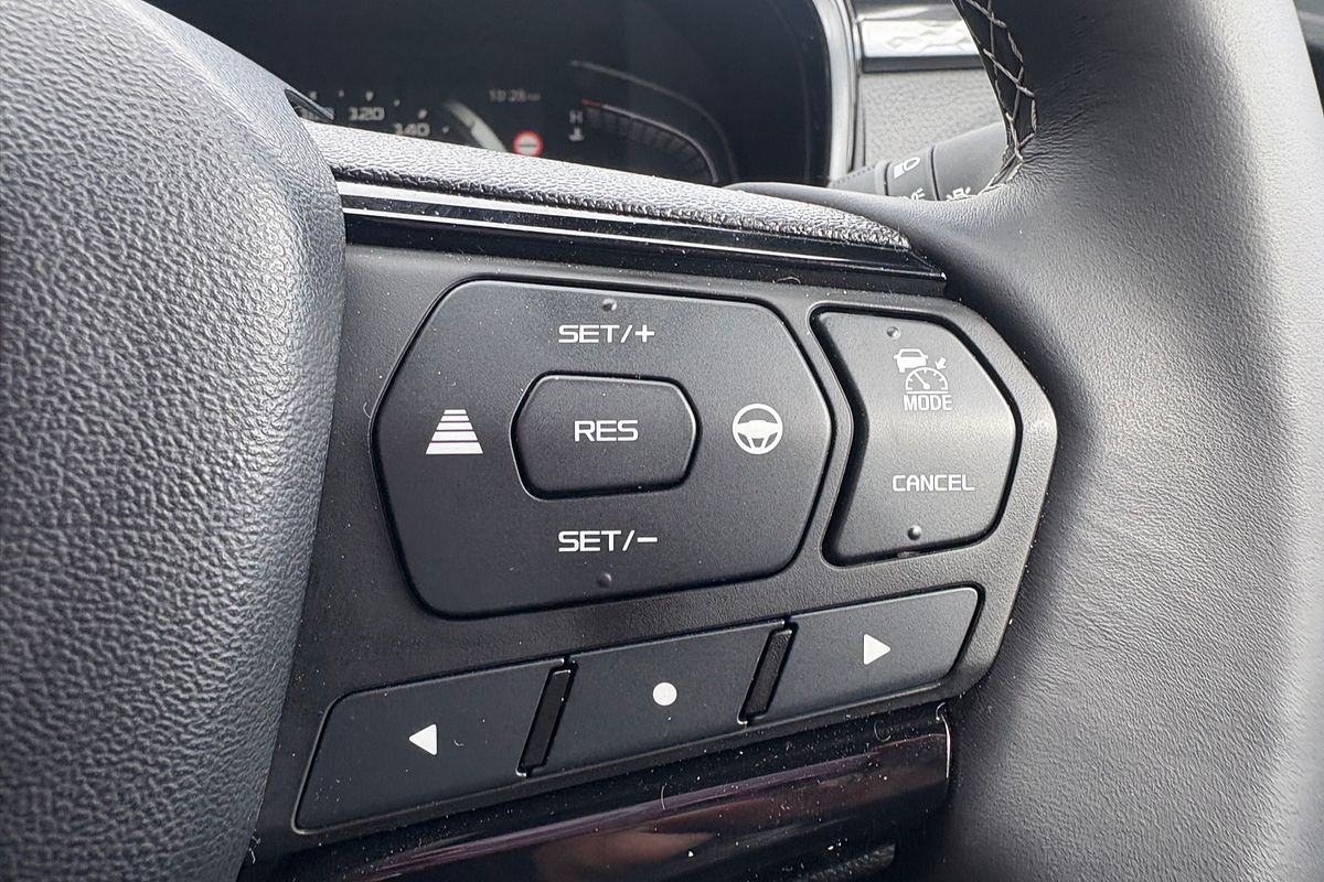 2025 Isuzu D-MAX BLADE 4X4