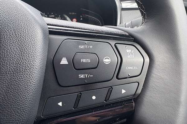 2025 Isuzu D-MAX BLADE 4X4