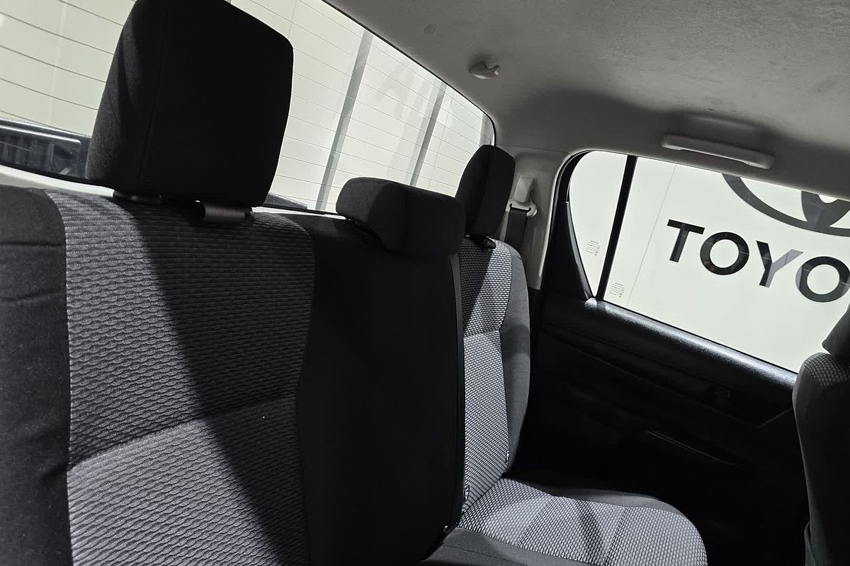 2018 Toyota Hilux Workmate TGN121R Rear Wheel Drive