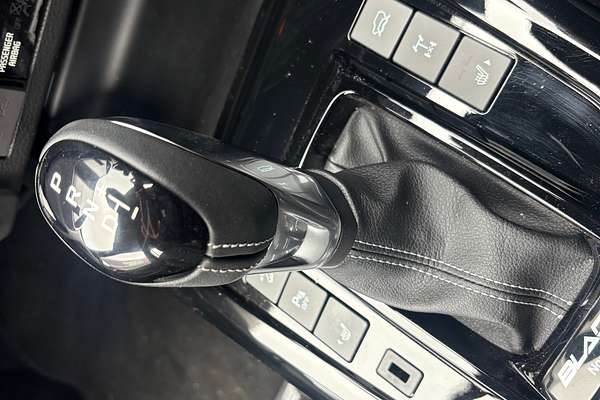 2025 Isuzu D-MAX BLADE 4X4