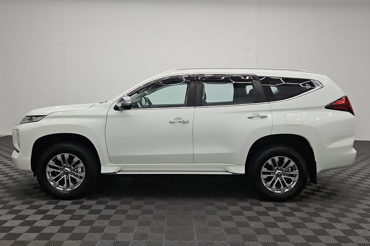 2020 Mitsubishi Pajero Sport GLX QF