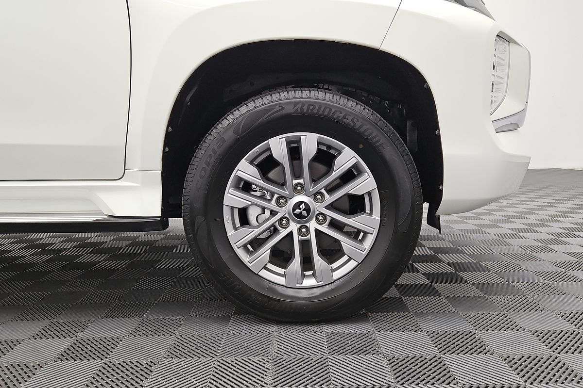 2020 Mitsubishi Pajero Sport GLX QF