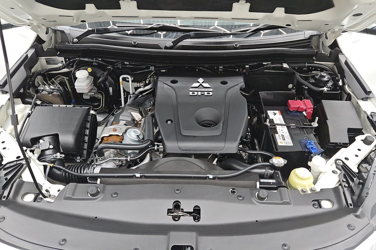 2020 Mitsubishi Pajero Sport GLX QF