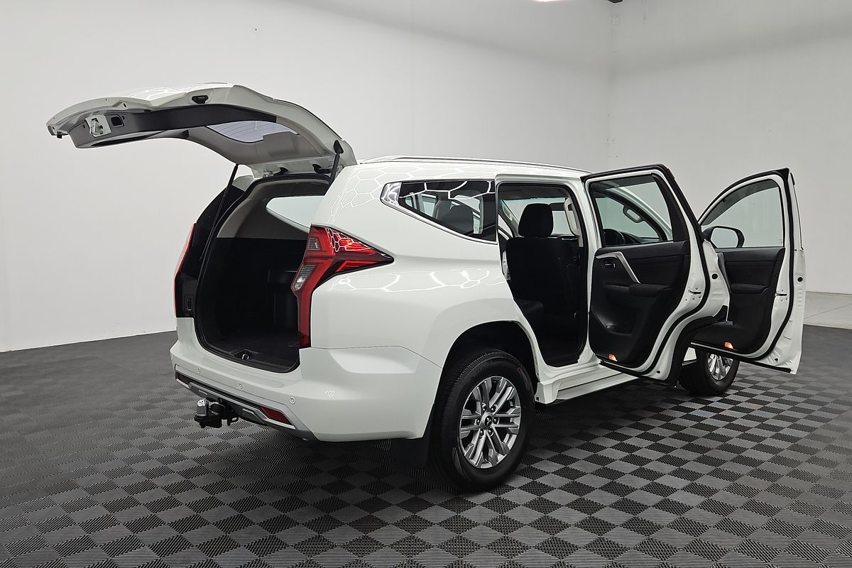2020 Mitsubishi Pajero Sport GLX QF