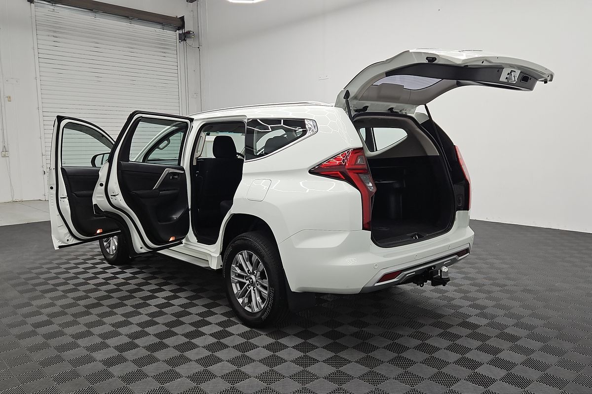 2020 Mitsubishi Pajero Sport GLX QF