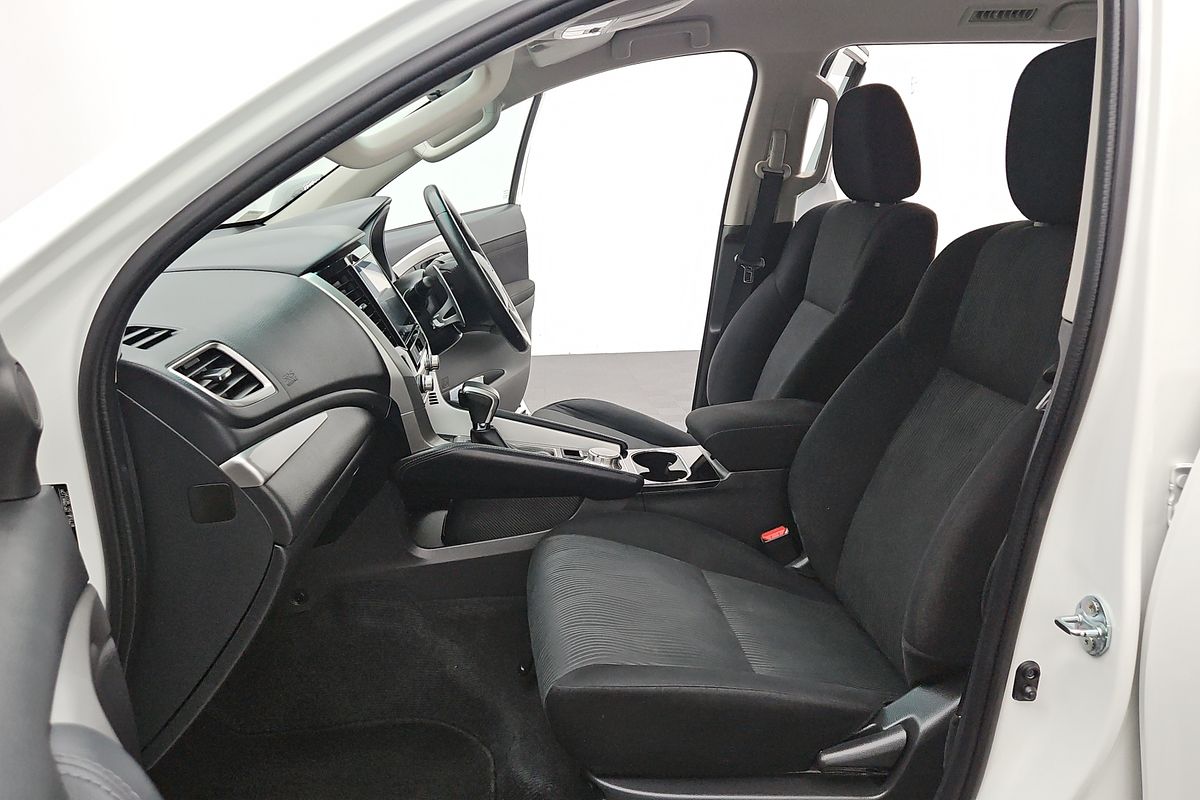 2020 Mitsubishi Pajero Sport GLX QF