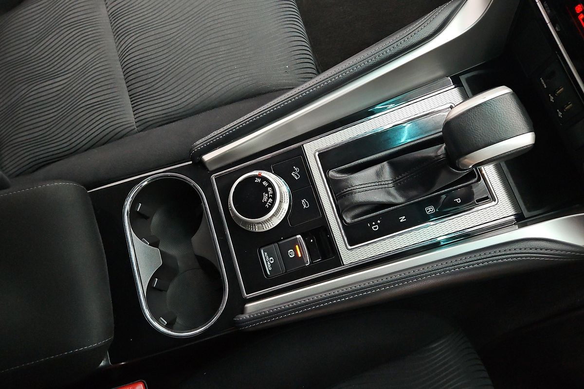 2020 Mitsubishi Pajero Sport GLX QF