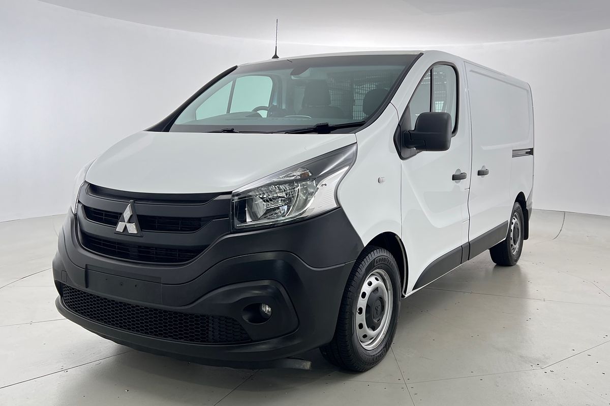 2021 Mitsubishi Express GLX SN SWB