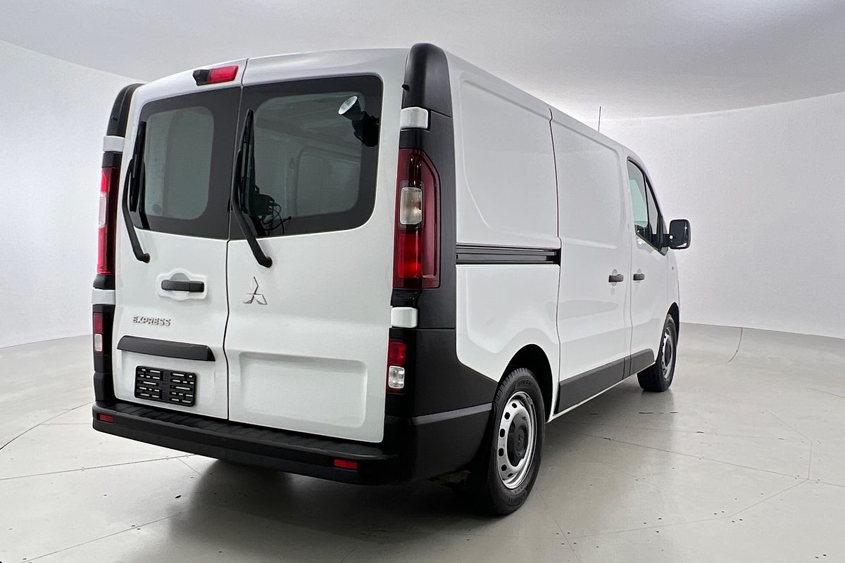2021 Mitsubishi Express GLX SN SWB