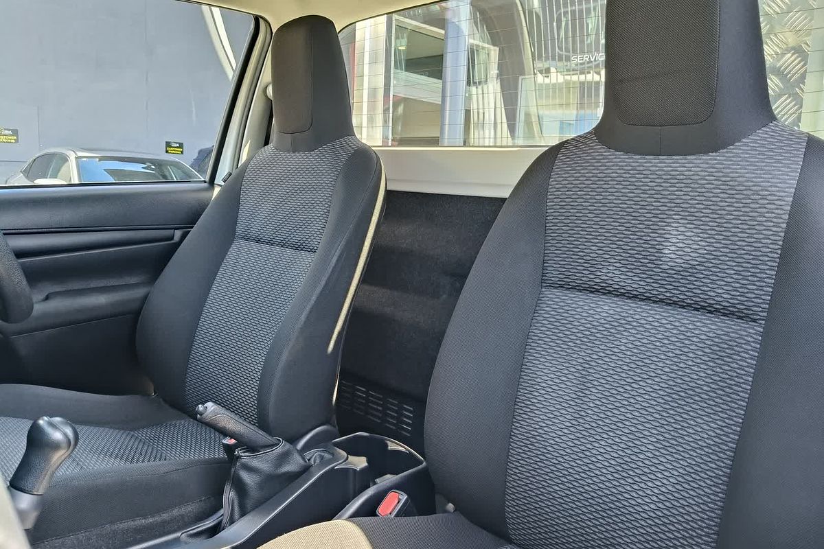 2022 Toyota Hilux Workmate TGN121R Rear Wheel Drive