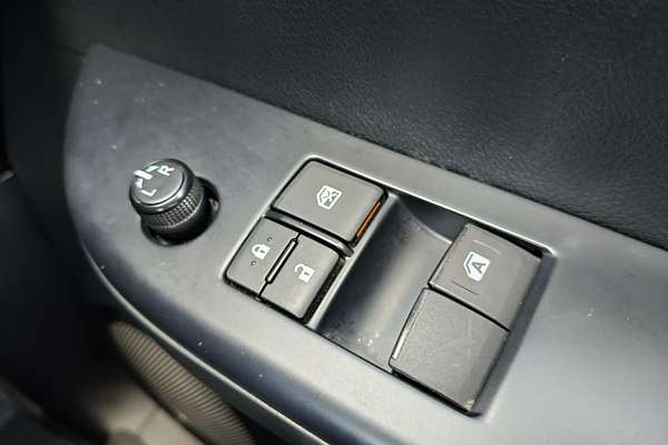 2022 Toyota Hilux Workmate TGN121R Rear Wheel Drive