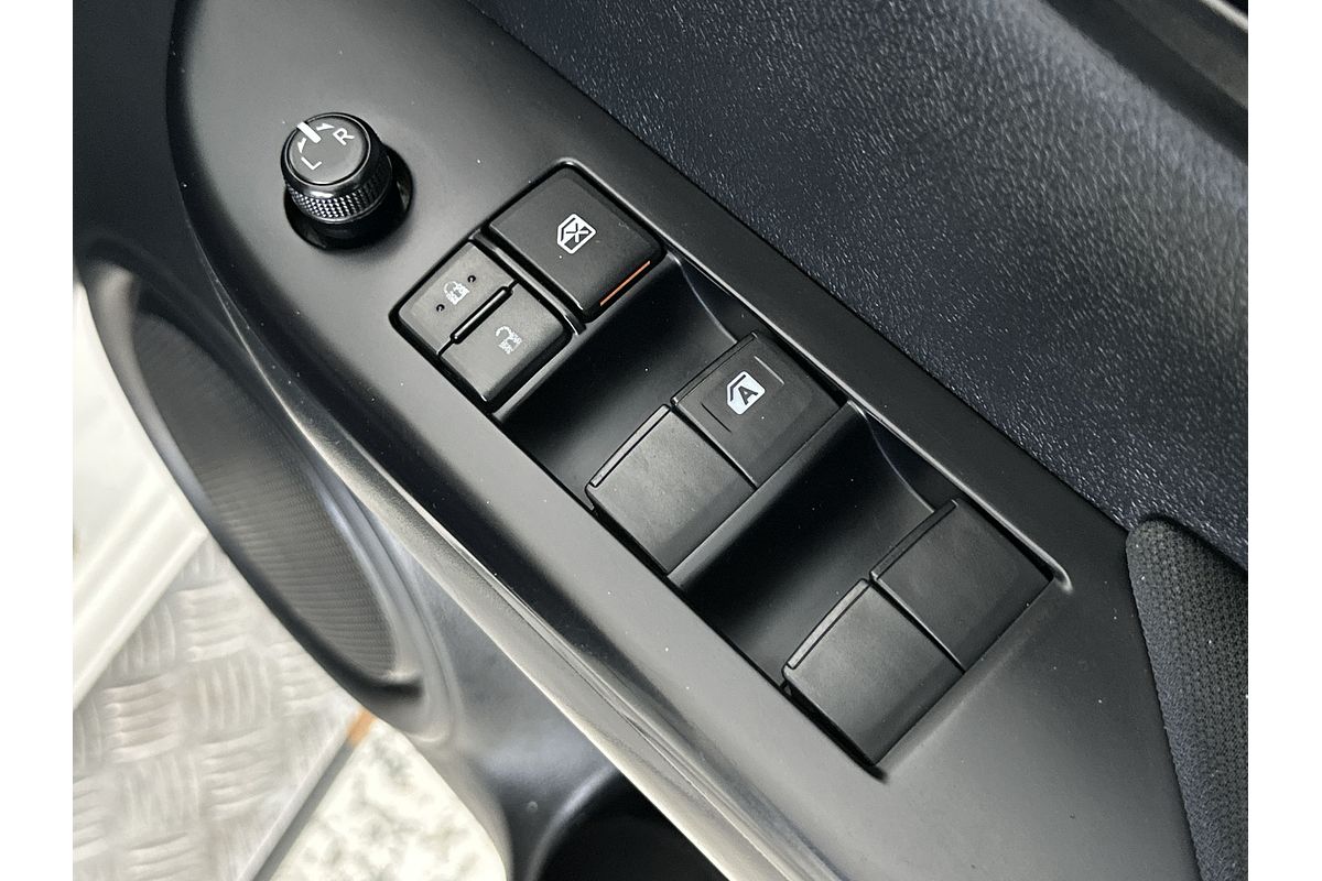 2019 Toyota Hilux Workmate GUN125R 4X4