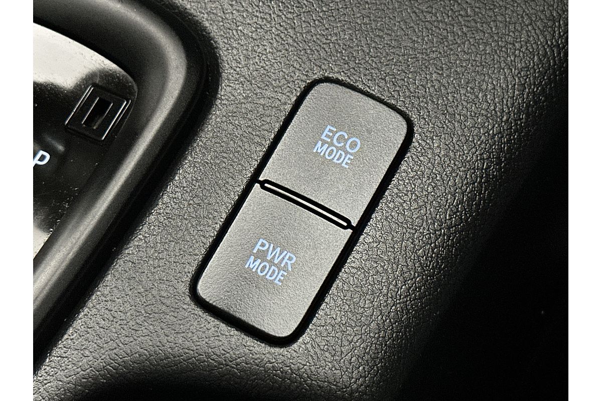 2019 Toyota Hilux Workmate GUN125R 4X4