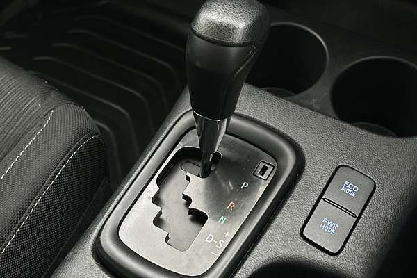 2020 Toyota Hilux SR GUN126R 4X4