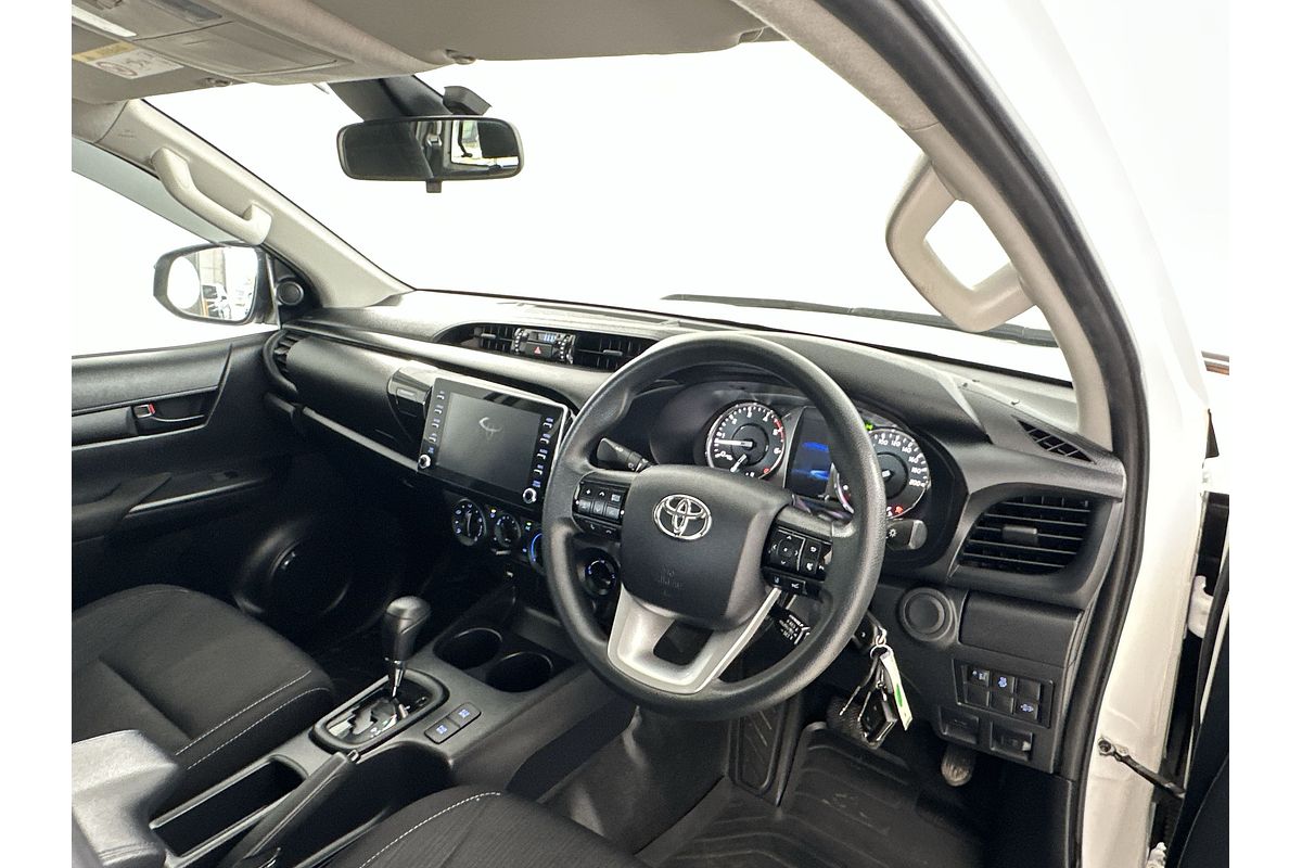 2020 Toyota Hilux SR GUN126R 4X4