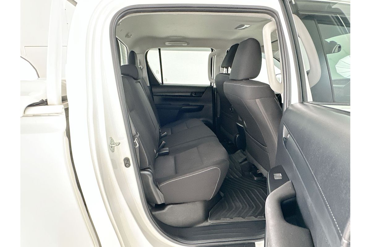2020 Toyota Hilux SR GUN126R 4X4